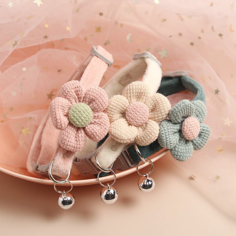 Cute Cartoon Flower Bell Collar - PawPlaza