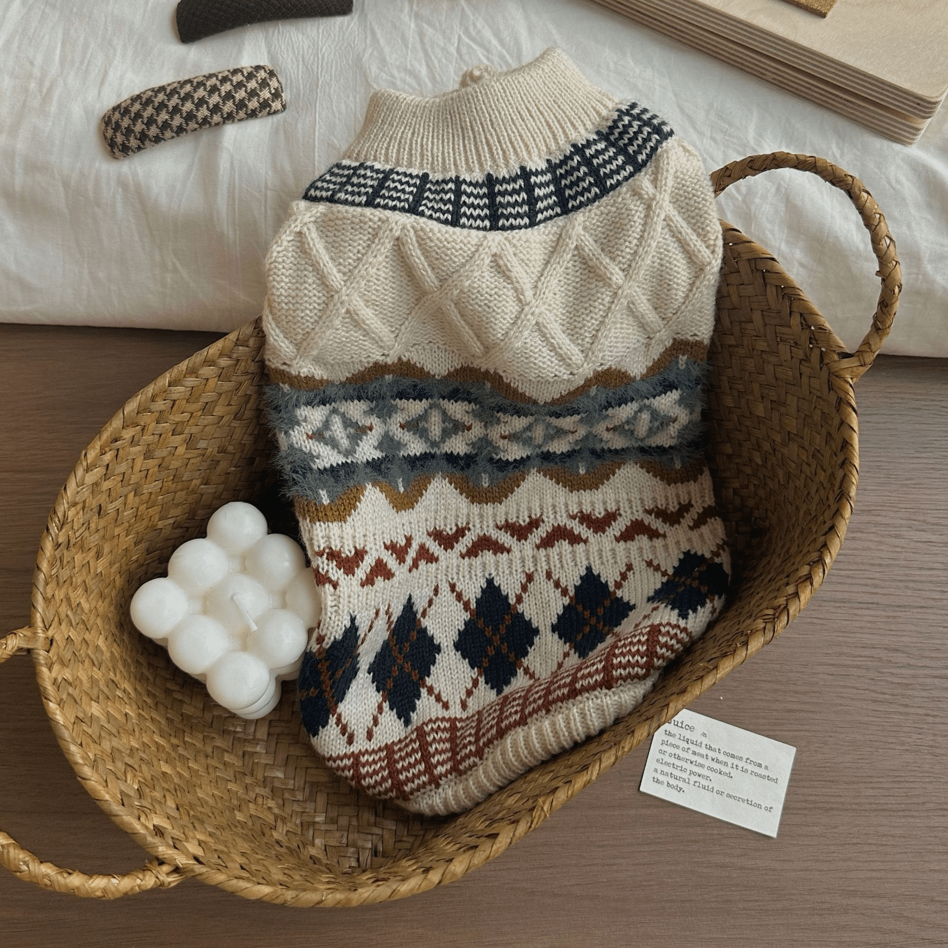 Handmade Diamond Winter Sweater - PawPlaza