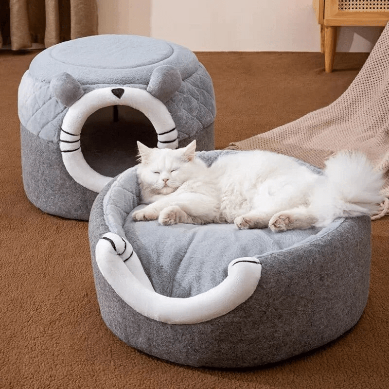 Totoro Cat House - PawPlaza